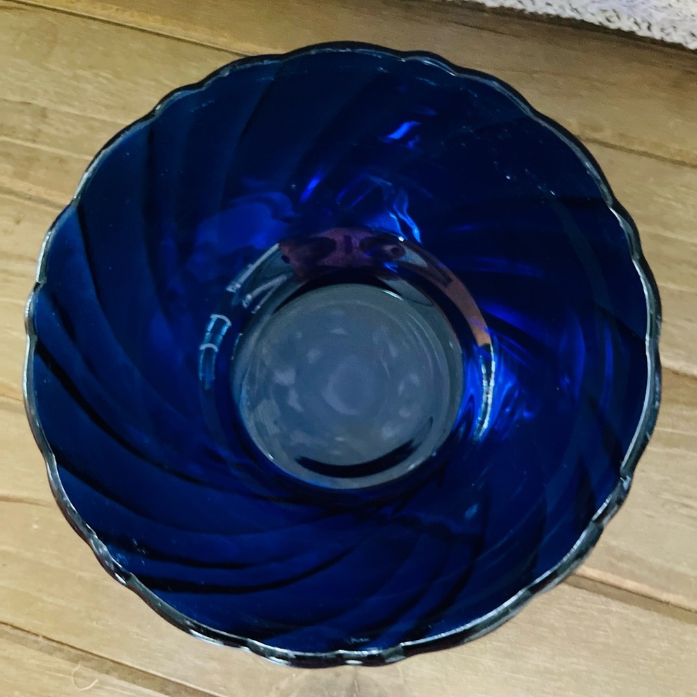 Duralex Vereco Rivage Cobalt Blue Glass Swirl Berry Dessert Bowl 4 3/4" France